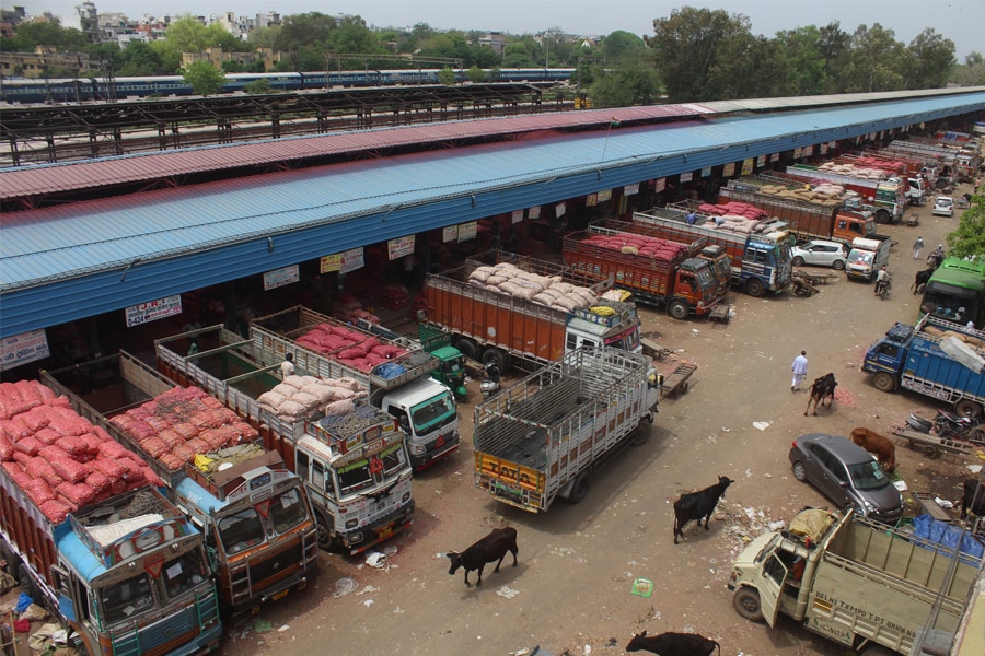 azadnagar mandi delhi