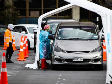 New Zealand beat the virus once. Can it do it again?