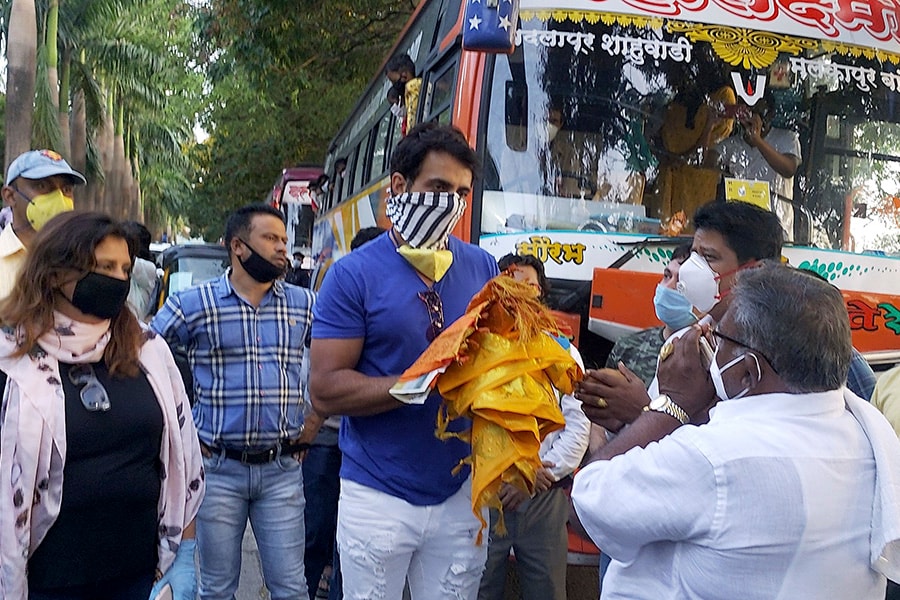 bg_ idli workers_fc0506208