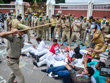 Photo of the Day: NEET-JEE protesters face lathi charge