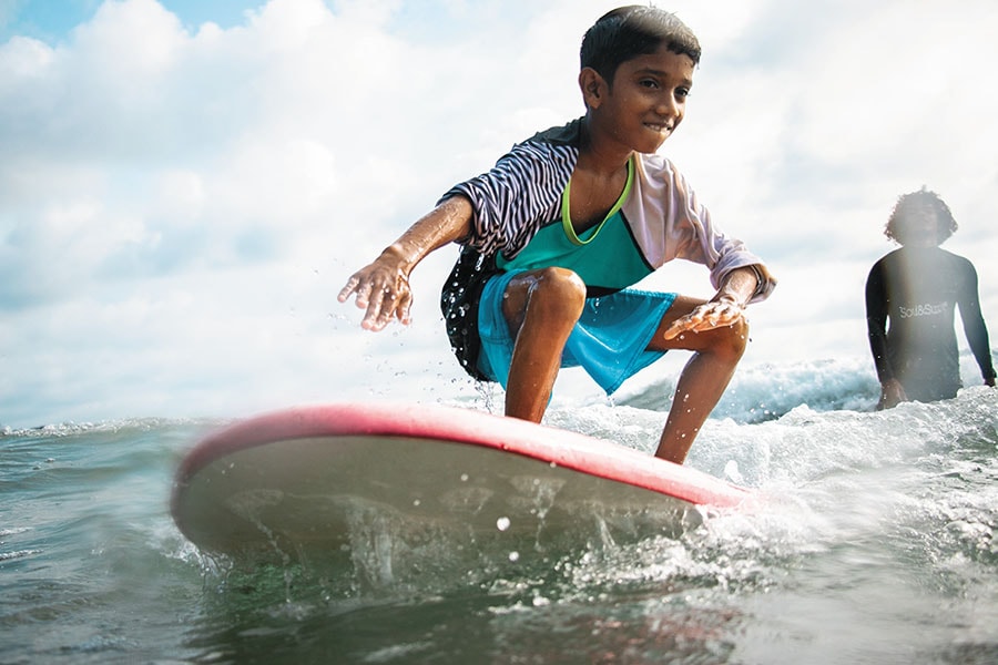 surfing india varkala kid