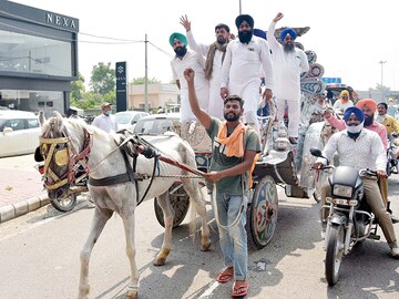 Photo of the day: Protest in the time of Covid-19