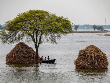 Photo of the Day: Floating on hope in Bihar floods