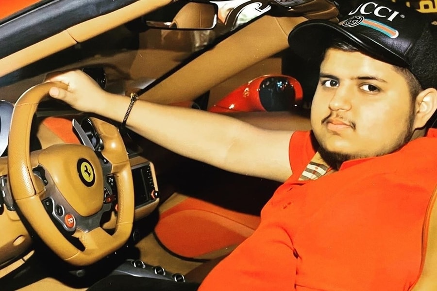 utkarsh raj - 900x600