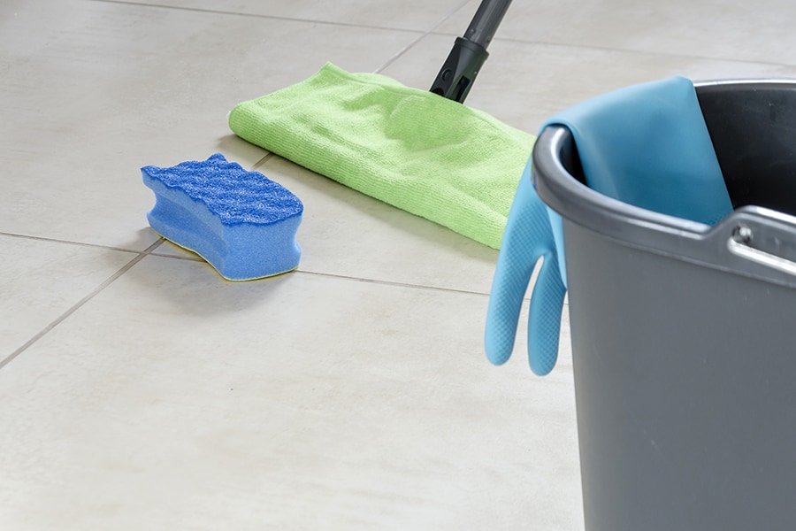 clean our homes_shutterstock_bg