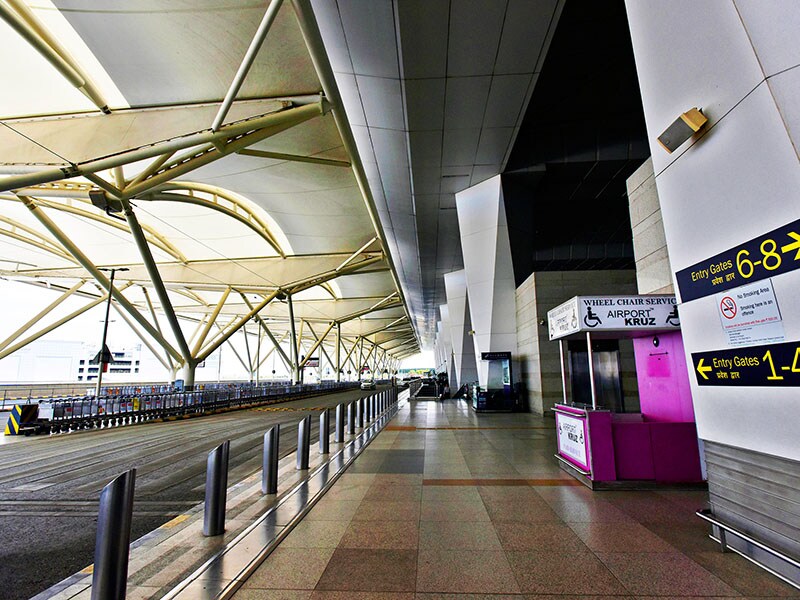 indira gandhi airport