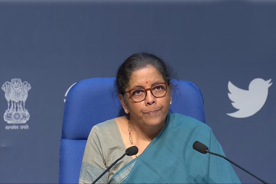 nirmala sitaraman_bg