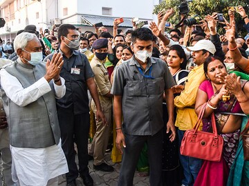 Photo of the Day: Nitish Kumar celebrates Bihar victory