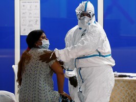 pfizerresult_gettyimages-1229566803-sm