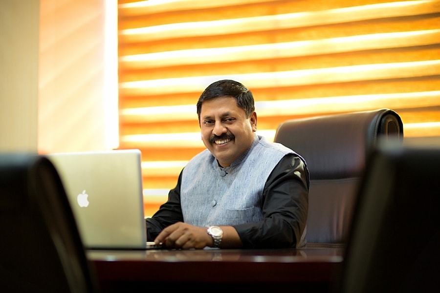 sohan roy 900x600