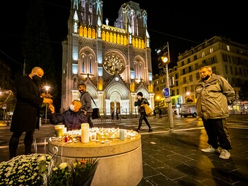 Photo of the Day: Tributes for the slain at the Notre Dame, Nice