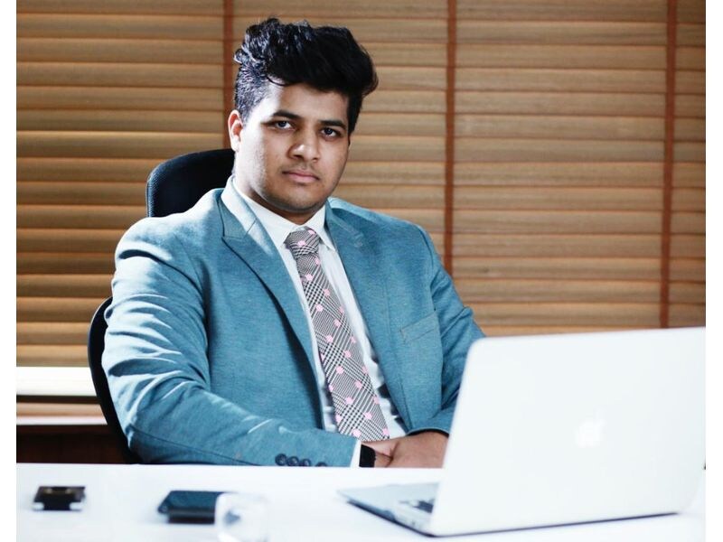 Trading Manoeuvres on precipitous gold in forex markets by RvR Ventures
