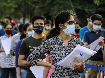 Photo of the Day: Braving Covid-19, students appear for JEE (Advanced)