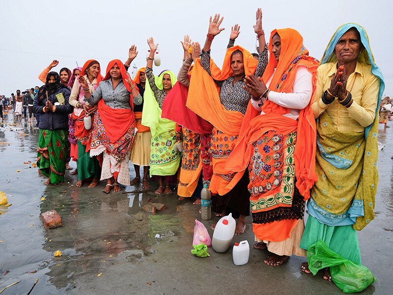 Photo of the Day: Festivities during the pandemic