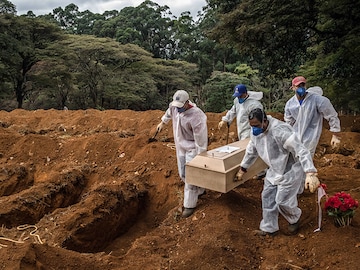 World's reported Covid-19 death toll passes 4 million