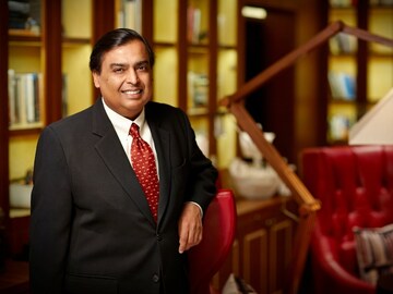 Can Mukesh Ambani do a Jio with India's green energy space?