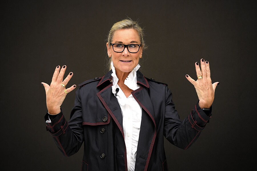 angela ahrendt