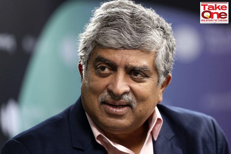 nandan nilekani_bg