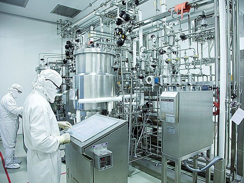 hetero_interior view_biopharma facility sm