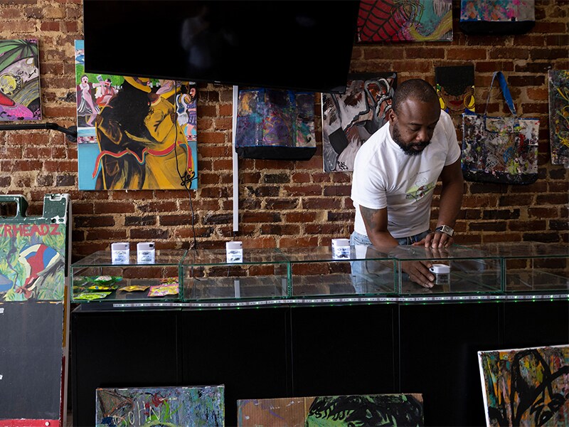 Pot use increasingly normal in the US today, but legality still hazy