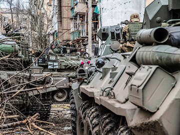 Defenders of Ukraine's Mariupol stand ground, call for security guarantees