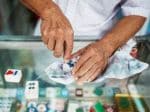 Hong Kong mahjong carver among the last of his kind