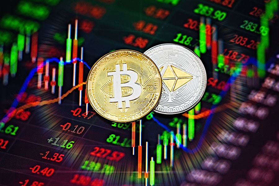 Bitcoin hits $25K as bearish voices call BTC price 'double top'