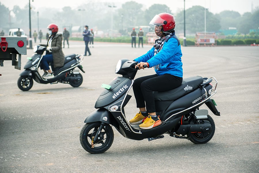 Consumers do wish to contribute towards sustainability, although the high costs of petrol and diesel are a major reason for the shift to EVs. Image: Shutterstock