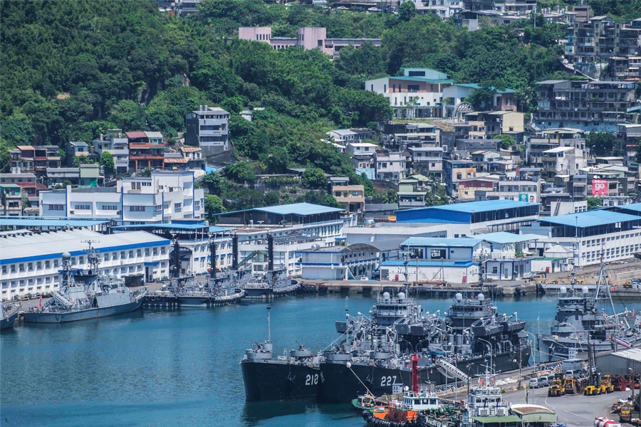 FILE — Taiwanese navy ships in Keelung, Taiwan,on  August 5, 2022. Worried about the Chinese threat to Taiwan, the U.S. and others have tried to expand their piece of the island’s semiconductor production.  Image: Lam Yik Fei/The New York Times