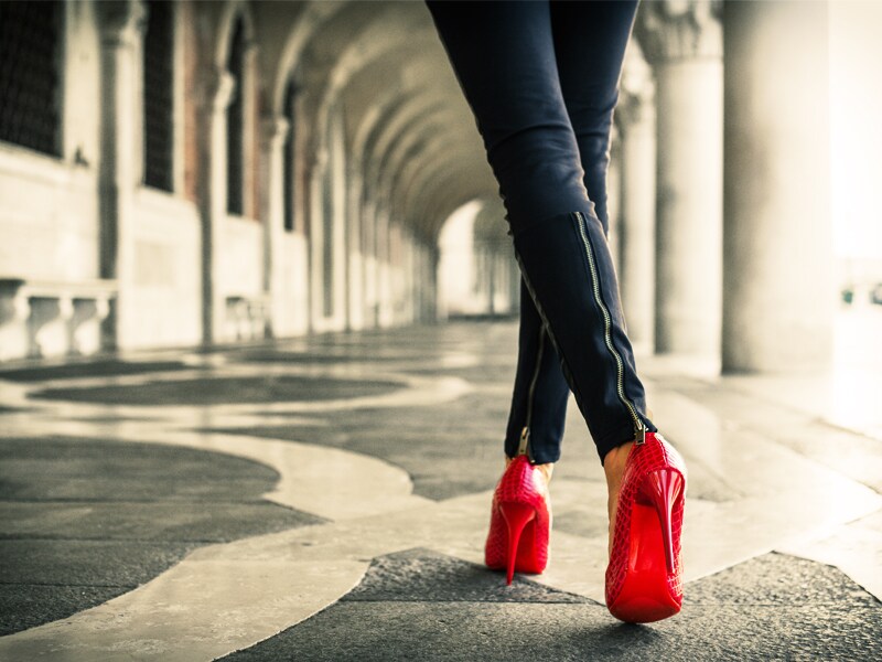 How much more would holiday shoppers pay to wear something rare?