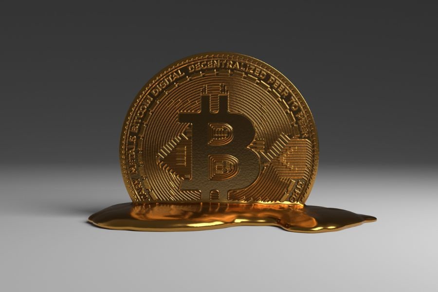 Large institutions sold $5.5B BTC in May