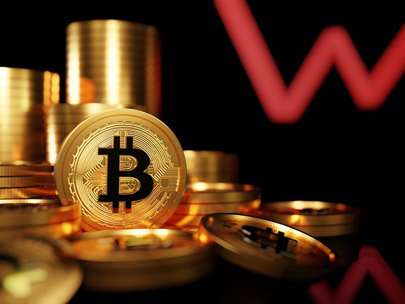 bitcoin_domino_2065851695_sm