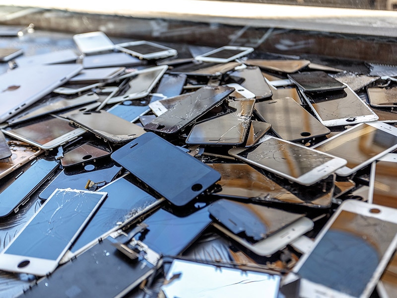 Mobile World Congress: Smartphones recycling makes progress, but more needs to be done