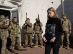 Russia batters and encircles Ukrainian cities, as diplomacy falters