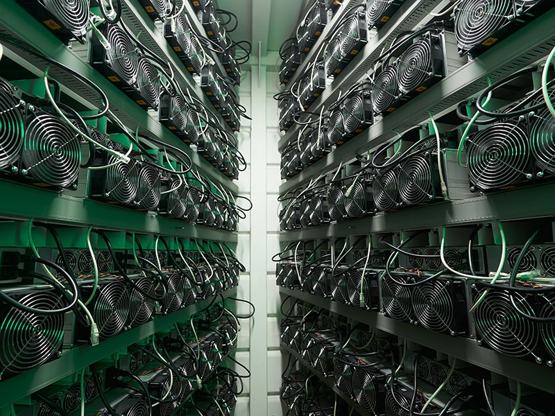 russia seeks to regulate cryptocurrencies_sm