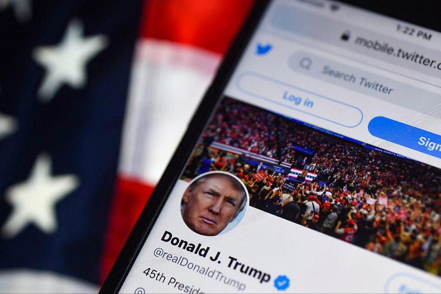 Trump has stated publicly that he would not come back to Twitter if permitted, opting instead to stick with his own social network, which has failed to gain traction. (Credits: Olivier DOULIERY / AFP)

