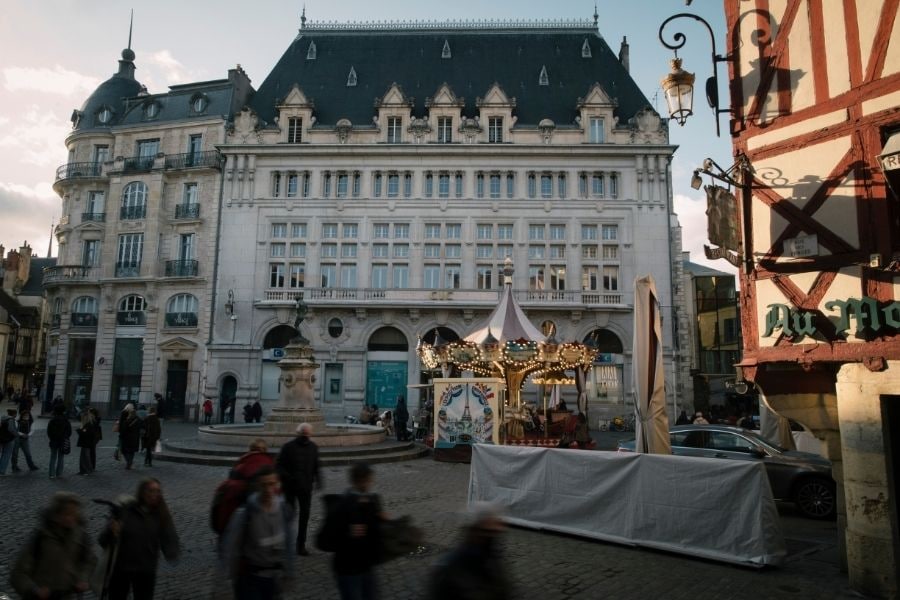 How a French bank captured Haiti