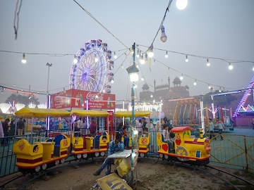 Photo of the Day: Carefree carnival
