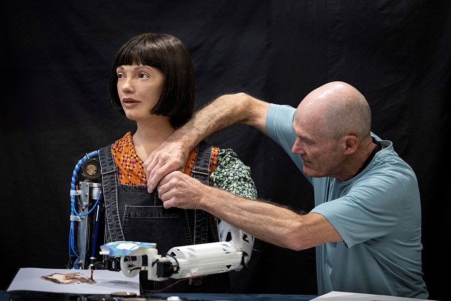 
The robot-artist Ai-Da recently addressed the House of Lords in the UK. The robot-artist Ai-Da recently addressed the House of Lords in the UK.
Image: Ben Stansall / AFP 