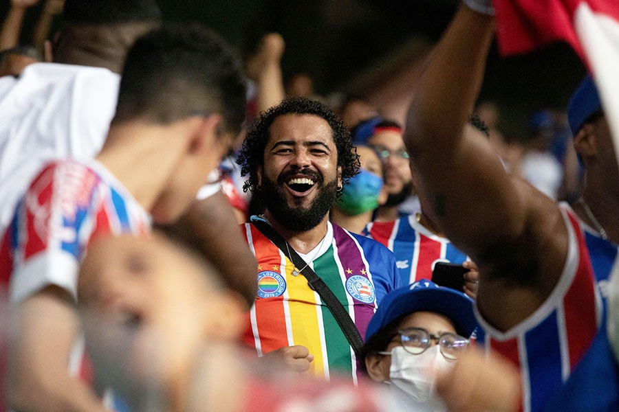 Ona Ruda, founder of the LGBTricolor Bahia supporters group and director of the National Union LGBT Bahia
Image: Rafaela Araujo / AFP 