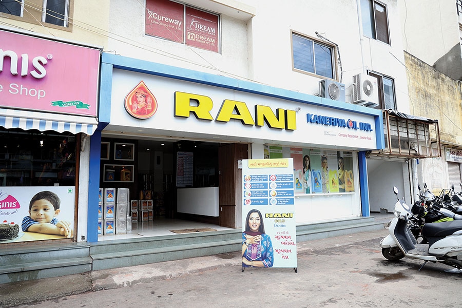 A company-owned retail outlet at Jawahar Road in Rajkot, Gujarat. The Kaneriyas have built a dominant oil empire with Rani