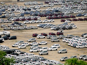 Morning Buzz: I-T filings at record high; record passenger car sales in July, and more