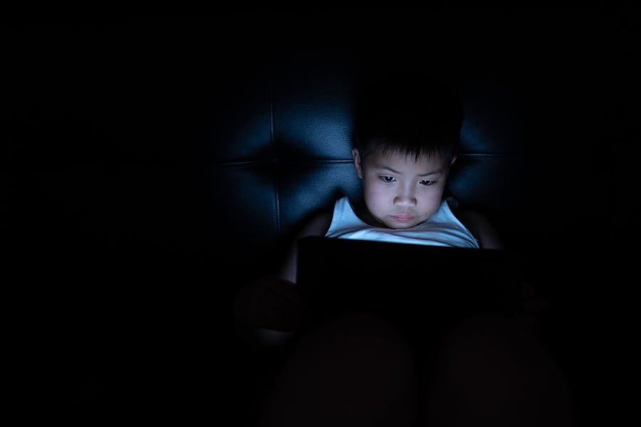 Internet addiction: Chinese teens and kids to have smartphone, internet use curbed