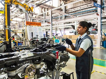 How India's booming auto sector brought big gains for its parts suppliers