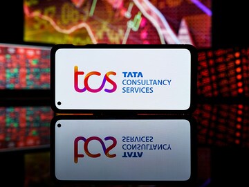 Morning Buzz: TCS buyback sees 7x tendering, fintechs go slow on small loans, and more