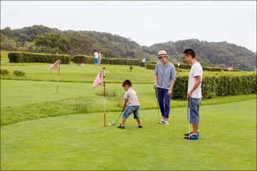 From tee to bond: Embracing family connections through the joy of Golf