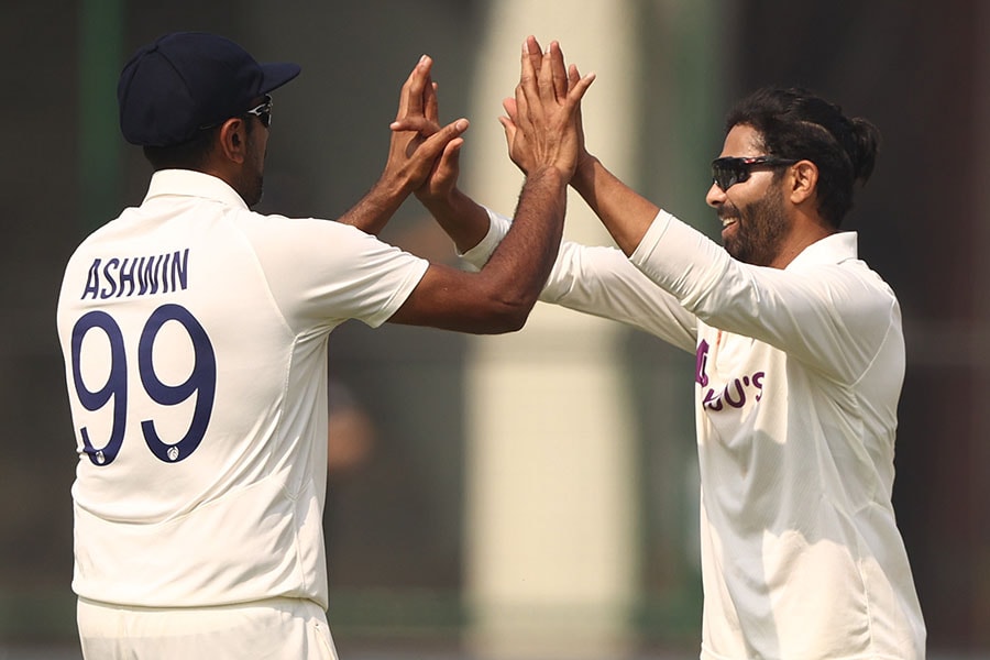 Photo of the Day: Ravindra Jadeja and landmark wicket