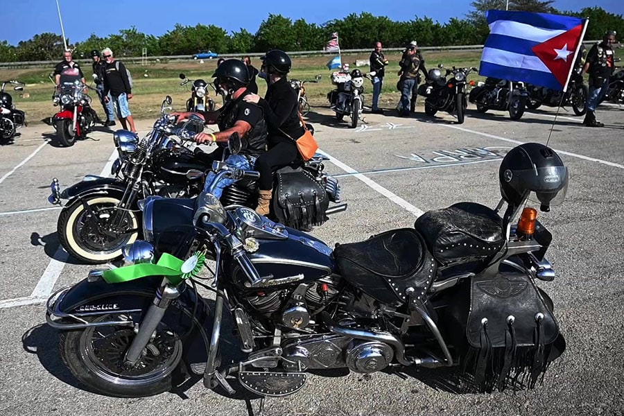 Enthusiasts in Cuba keep the Harley-Davidson myth alive Enthusiasts in Cuba keep the Harley-Davidson myth alive
Image: Yamil Lage / AFPTV / AFP 