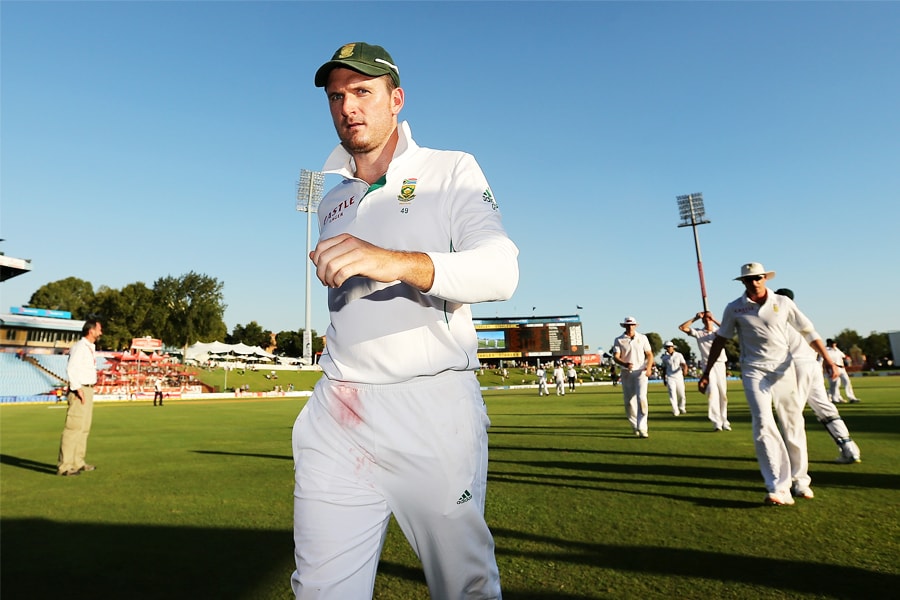 CENTURION, SOUTH AFRICA - FEBRUARY 12: Graeme Smith of South Africa leads his team from the field after day one of the First Test match between South Africa and Australia on February 12, 2014 in Centurion, South Africa.
Image: Morne de Klerk/Getty Images 