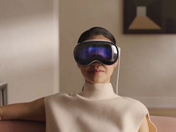 Apple launches its own augmented reality headset at WWDC23